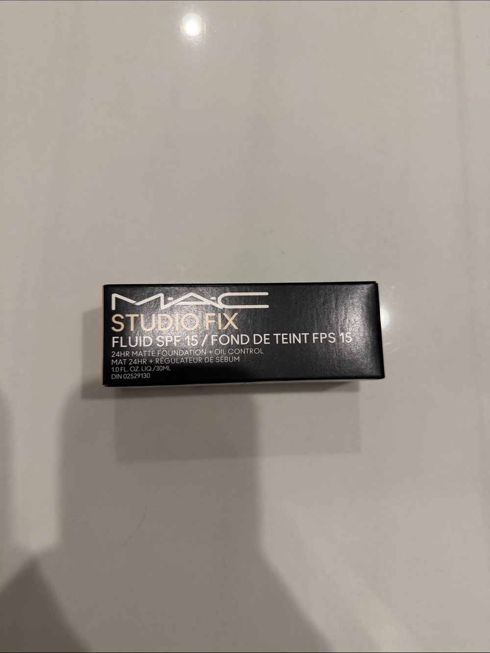 MAC Cosmetics Studio Fix Fluid SPF 15 Foundation NC10